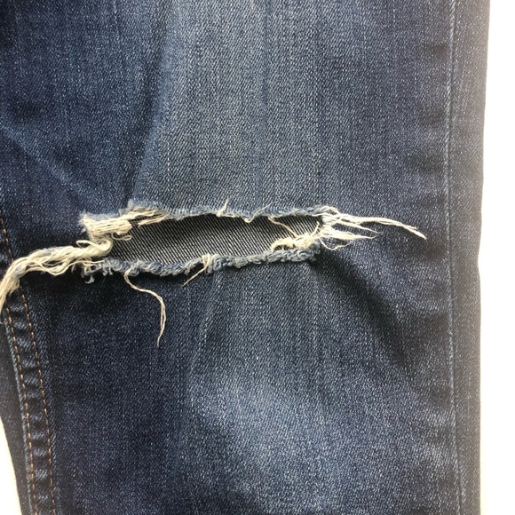 Zara distressed jeans (lower rise) - Picture 7 of 9